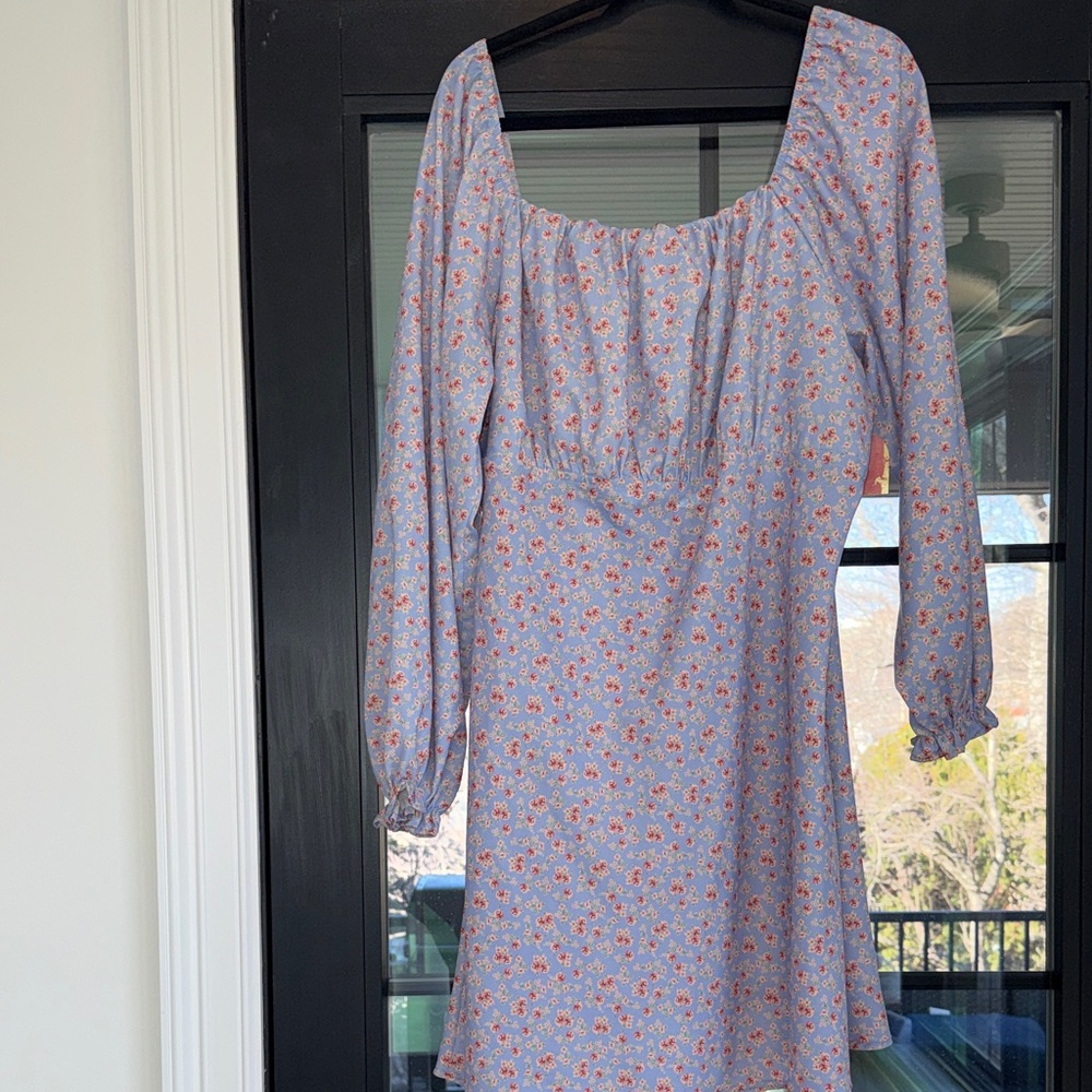 ARULA Blue Floral Long Sleeve Dress